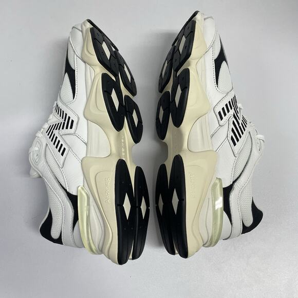 New Balance 9060 White Black U9060AAB Size 15 Men Chunky Mesh Workout Sneakers